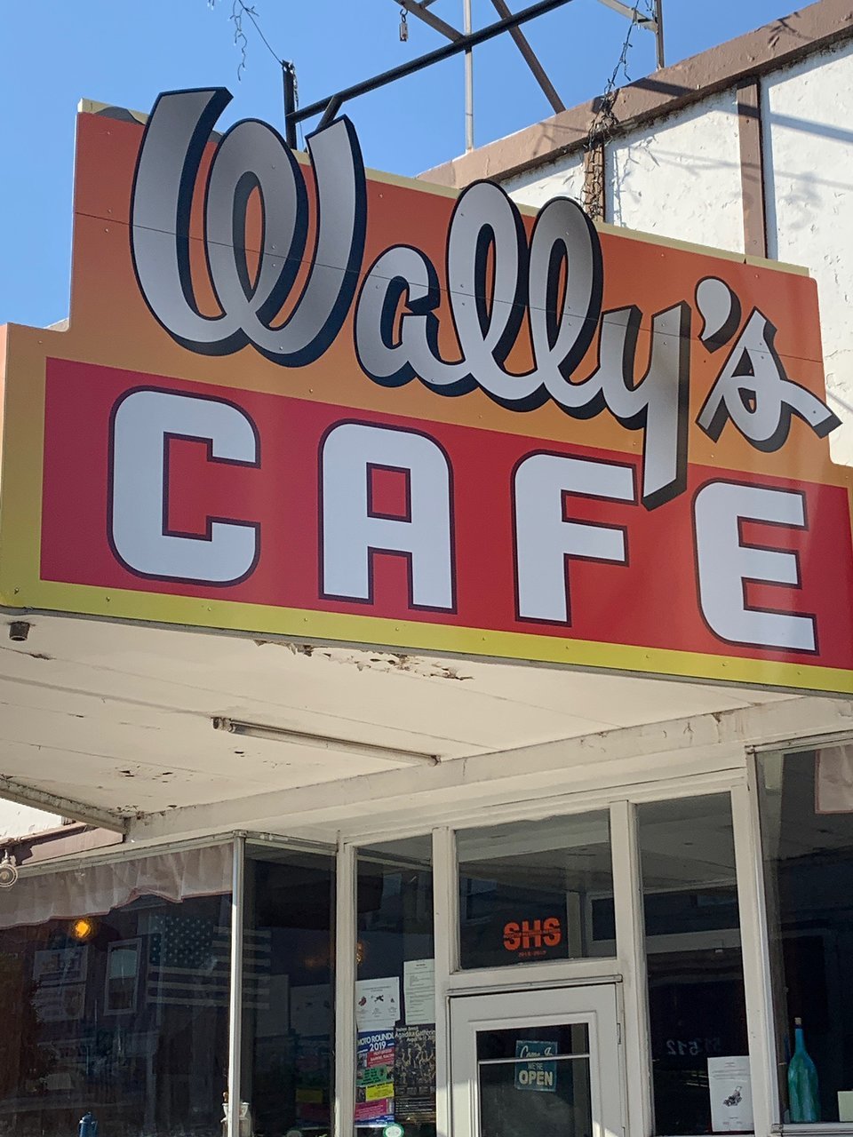 Wally`s Cafe